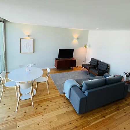 Cl Afonso Cordeiro * מטוסיניוס